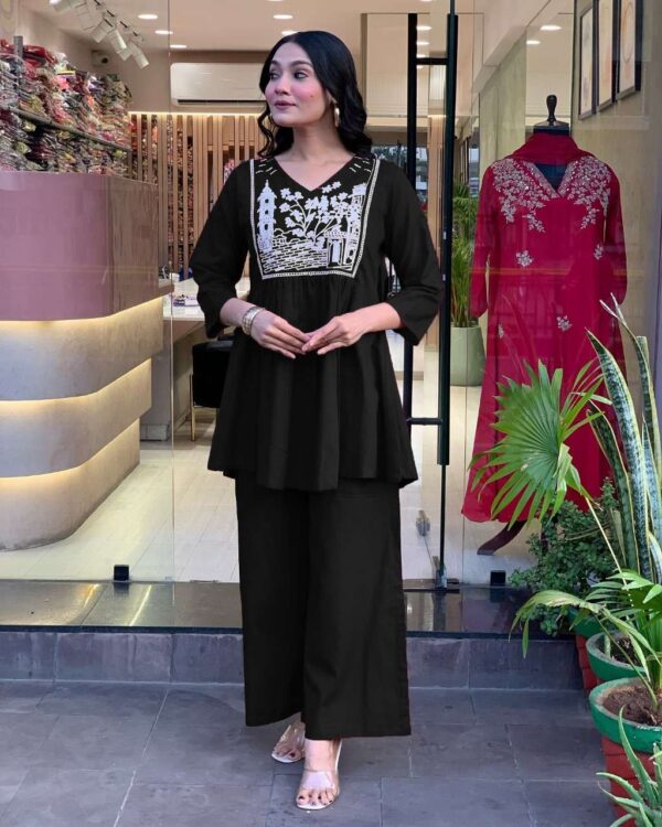 Graceful Women's Embroidered Cotton Kurta with Pants ? Size (XL) - Image 3
